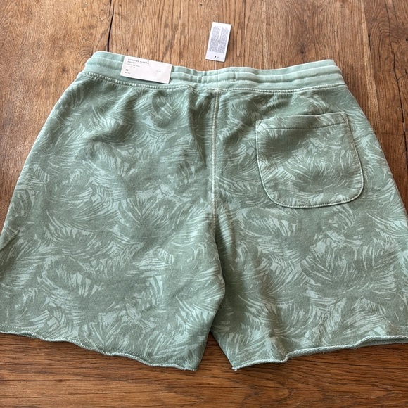 AE 5.5" Bonfire Fleece Short - Picture 4 of 5